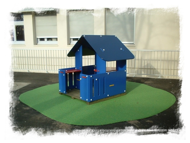 ACCROS LOISIRS - aménagement de la cour de la crèche Voltaire à Dijon (21)